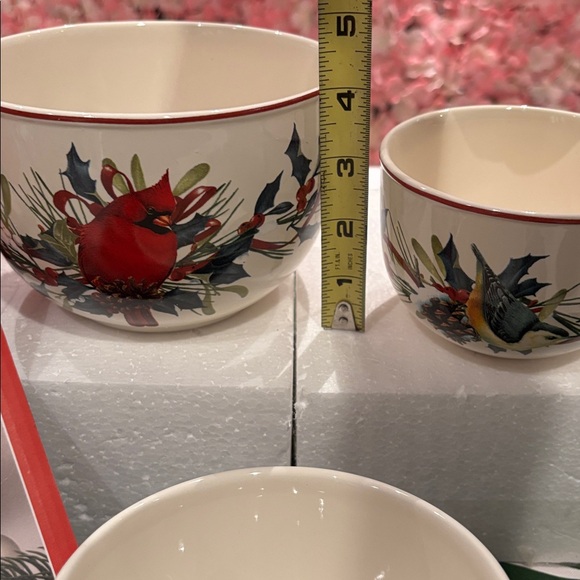 Lenox Winter greetings set of three bowls . - Picture 4 of 10